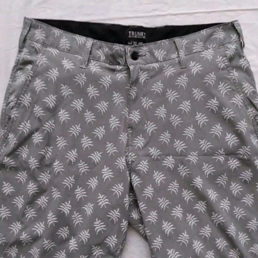 Trunks Multi-Functional Shorts Gray Leaf Print Me… - image 2